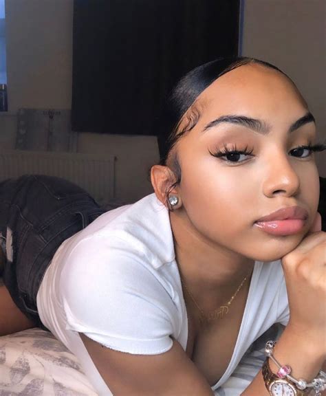 lightskin baddie porn